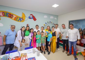 Governador inaugura nova ala pediátrica do Hospital Justino Luz e Central de Diagnósticos em Picos
