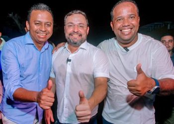 Enzo Samuel reúne 3 mil e Fábio Novo afirma: “Será nosso comandante na Câmara”