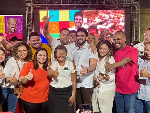 FLORIANO: Marcos Vinícius Kalume anuncia Daguia de Dona Bela como vice em evento do PC do B