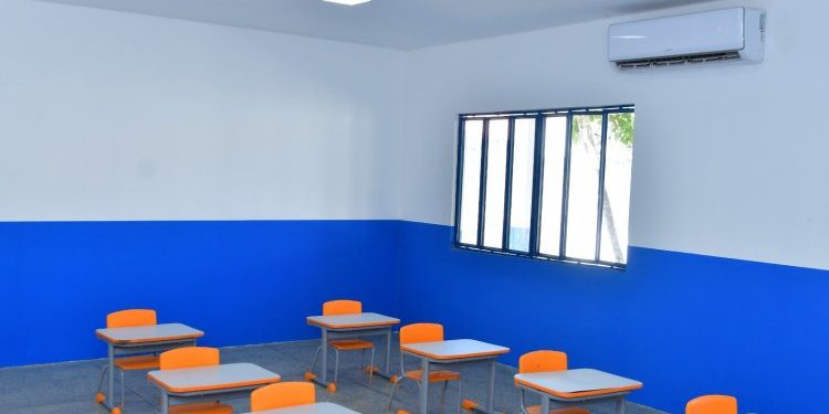 Prefeitura Municipal de Floriano reestrutura e amplia Escola Municipal Naila Bucar