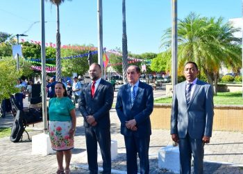 Momento cívico e Feira da Agricultura marcam o 8º dia de atividades pelos 127 anos de Floriano