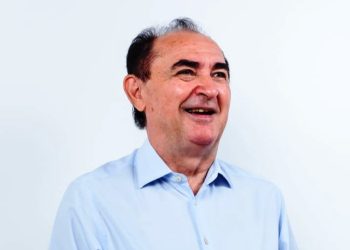 Opinar: Antônio Reis lidera com 45,50% e abre vantagem de 18 pontos em nova pesquisa em Floriano