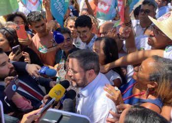 Fábio Novo inaugura comitê eleitoral no centro de Teresina e reforça promessa de revitalização
