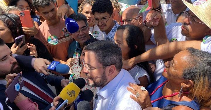 Fábio Novo inaugura comitê eleitoral no centro de Teresina e reforça promessa de revitalização
