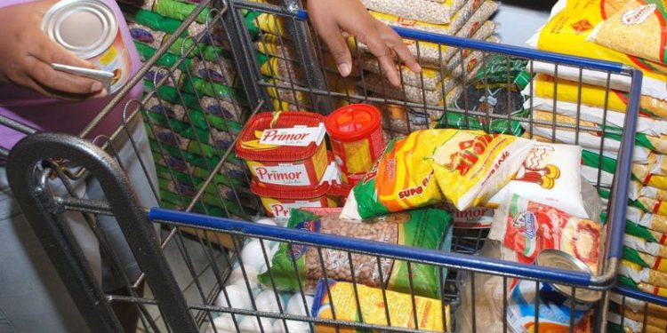 Teresina segue como uma das capitais do Nordeste com o custo da cesta básica mais acessível, aponta Cepro