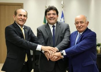 Encontro do governador em Brasília com parlamentares especula-se chapa para 2026, “falta só o vice”