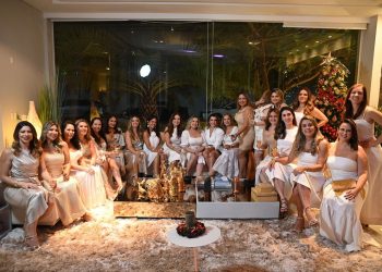 SOCIEDADE: Médica Jussara Valentim recebeu as amigas Granfinas para uma Confraternizacão e MAIS…