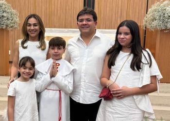 SOCIEDADE: A primeira comunhão de Thomaz Fonteles e MAIS…