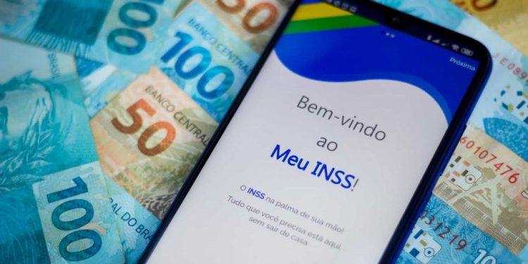 INSS inicia pagamento do 13º salário para mais de 2 milhões de pessoas nesta segunda (25)