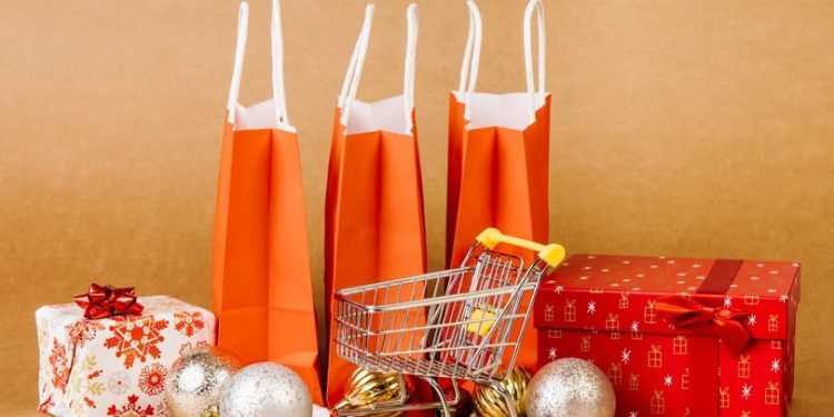Cartão de Crédito é o aliado preferido dos consumidores para o Natal de 2024