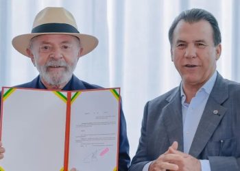 Presidente Lula assina decreto que eleva salário mínimo para R$ 1.518,00