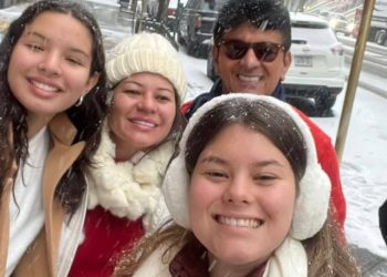 SOCIEDADE: Aroldo Francisco passa as festas de fim de ano em Nova Iorque em família e MAIS…