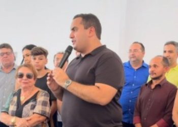 Deputado Georgiano Neto celebra inauguração de Mercado Público em Barro Duro-PI