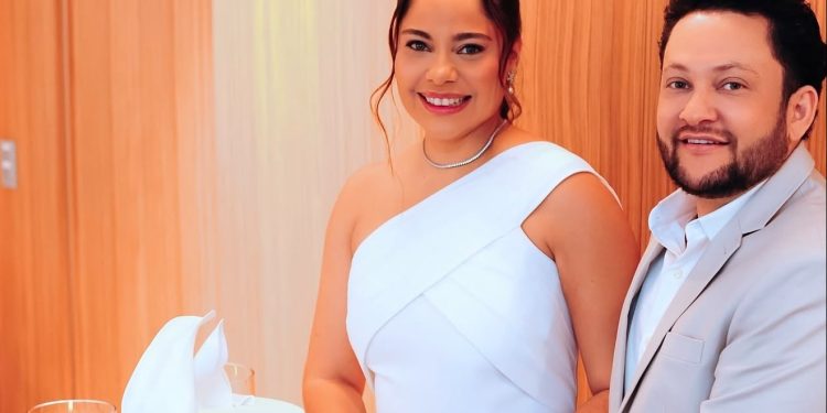 SOCIEDADE: O casal Wrias Moura e Raquel Dias celebraram 11 anos de casados e MAIS…