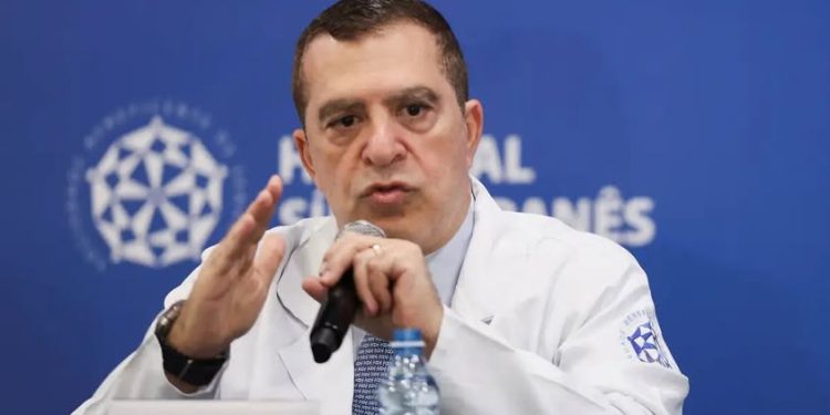 Hemorragia não afeta função cerebral do presidente, diz médico do Presidente Lula