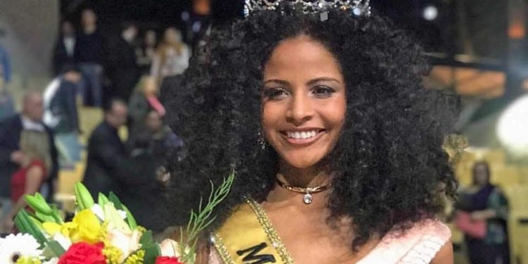 SOCIEDADE: Comemoração para Monalisa Alcântara por seu niver e MAIS…