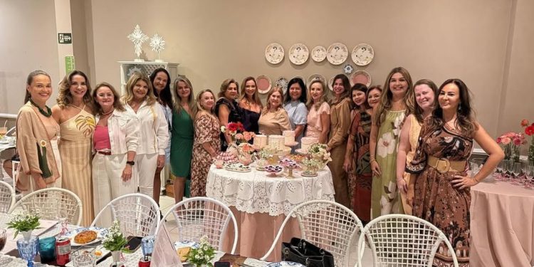 SOCIEDADE: Comemoração para a empresária Neide Moura por seu niver e MAIS…