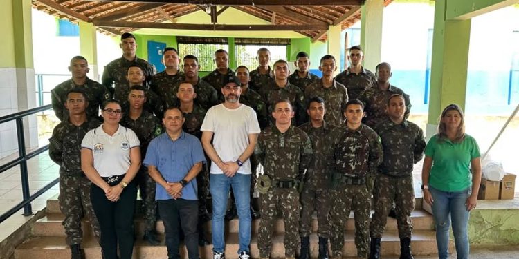 Prefeitura de Picos, Governo do Estado e Exército se unem para ação emergencial de remoção de moradores de áreas risco