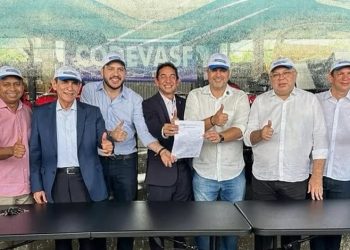 Codevasf entrega equipamentos para reforçar reconstrução de Picos após fortes chuvas