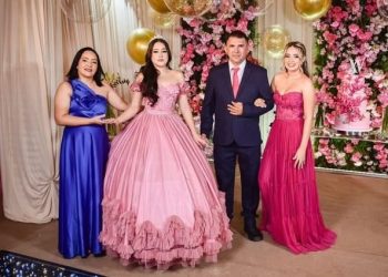 SOCIEDADE: O baile de Larissa Maria Araújo de Sousa para celebrar seus 15 anos e MAIS…