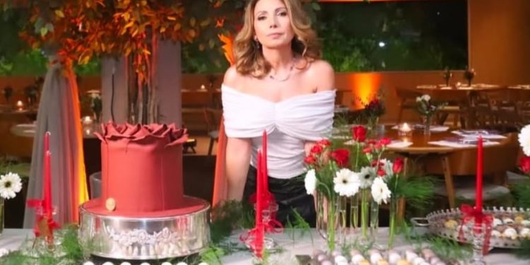 SOCIEDADE: Celecina Arrey ganhou festa pelo niver no Gran Hotel Arrey e MAIS…