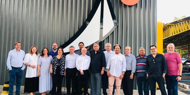 SOCIEDADE: Nova diretoria do Iate Clube de Teresina toma posse e MAIS…