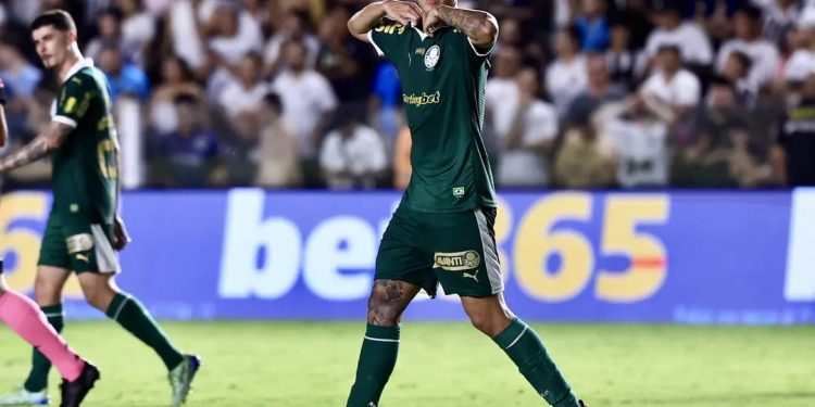 PAULISTAO 2025: Palmeiras vence Santos de virada com gol nos acréscimos