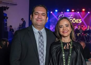 SOCIEDADE: Médicos Lia Cruz Damásio e Helder Damásio celebram hoje 19 anos de casados e MAIS…