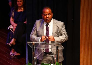 Vereador Enzo Samuel é reeleito presidente da Câmara Municipal de Teresina