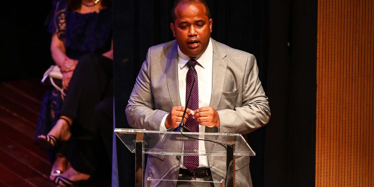 Vereador Enzo Samuel é reeleito presidente da Câmara Municipal de Teresina