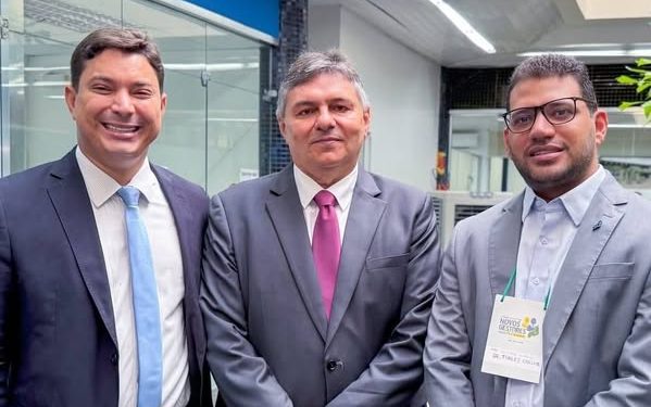 Gestores de Picos e Socorro do Piauí participam do Seminário de Capacitação  realizado pelo TCE