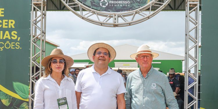 SOCIEDADE: Rafael e Isabel Fonteles participam de Dia de Campo na Fazenda Progresso e MAIS…