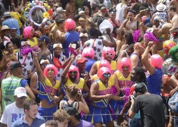 Carnaval é feriado ou ponto facultativo? Entenda se você terá folga nessa data