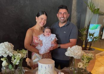 SOCIEDADE: Junior Draga Alana e Hylana Karla em dia de consagração para a pequena Helena e MAIS…