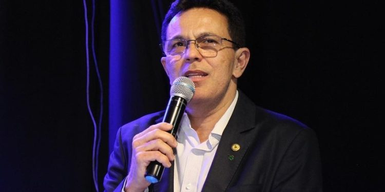 SOCIEDADE: Comemoração para o presidente da Agespisa, Zé Santana por seu niver e MAIS…