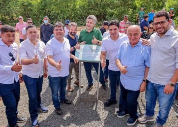 Dr. Thales participa da inauguração da recuperação da PI-245 que liga Vera Mendes a Itainópolis e até Isaías Coelho