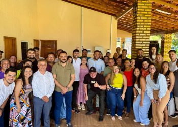 Draga Alana recebe adesão de Fernando Lima para a pré-candidatura a deputado estadual