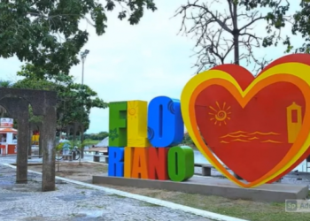 Prefeitura de Floriano lança concurso para eleger Rei e Rainha do Carnaval 2025
