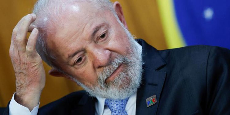 Avaliação do governo Lula piora e chega a patamar mais baixo, diz Datafolha