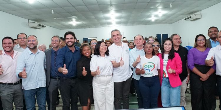 Floriano recebe lançamento do OPA 2025-2026 e anuncia implantação do programa na gestão municipal em 2026