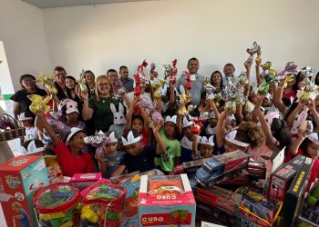 Prefeitura de Pedro Laurentino realiza ação de Páscoa com distribuição de ovos de chocolate e cestas básicas