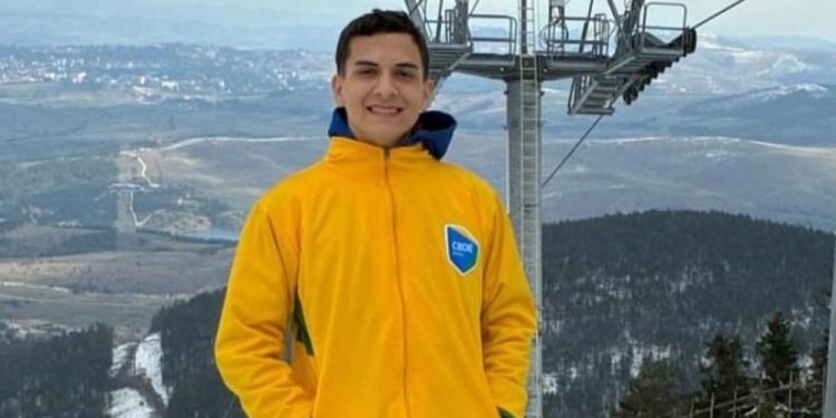 Karatê: atleta piauiense é ouro e prata em campeonato escolar mundial na Sérvia
