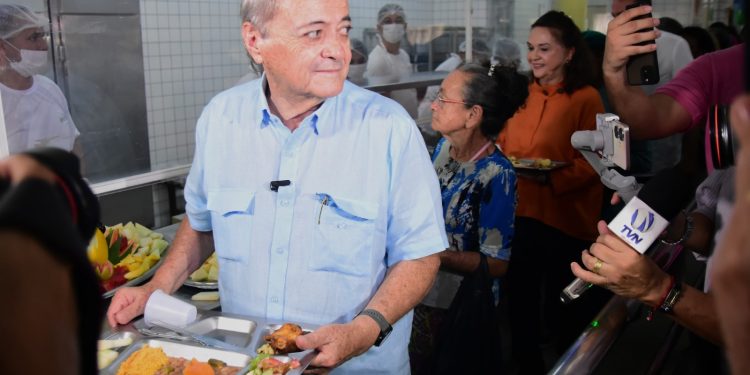 Prefeito Silvio Mendes reinaugura Restaurante Popular de Teresina com mil refeições diárias a R$ 2