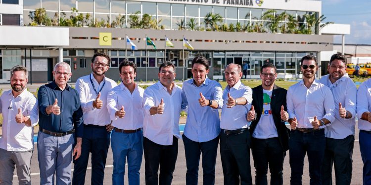 Governador entrega nova estrutura do Aeroporto de Parnaíba, que terá voos diretos para Fortaleza