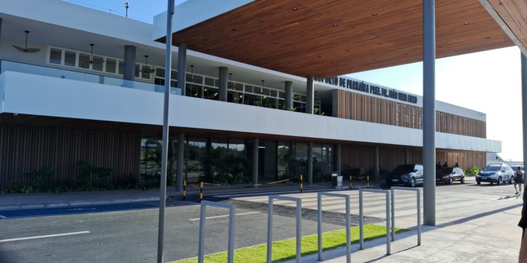 Governador e ministro de Portos e Aeroportos inauguram reforma do Aeroporto de Parnaíba, sede administrativa e cais do Porto Piauí nesta segunda (05)