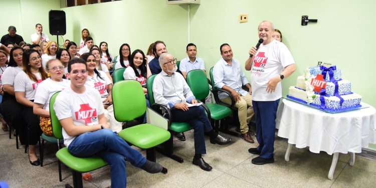 Referência em assistência à saúde na capital, HUT completa 17 anos