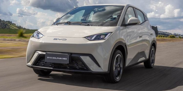 AUTOMÓVEIS: BYD ultrapassa Toyota na vendas de varejo e se torna a 4ª montadora mais vendida do Brasil