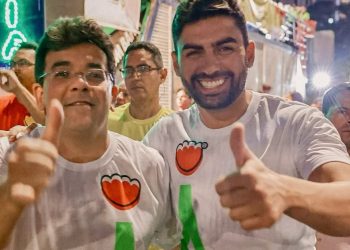 Governador participa da Caminhada da Fraternidade e exalta a fé do teresinense