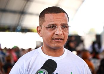 Prefeitura de Teresina anuncia mudança de nível para professores e servidores