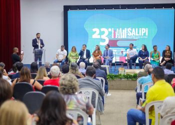 Seduc anuncia distribuição de 10 mil cheques-livros durante abertura da 23ª edição do SaLiPi